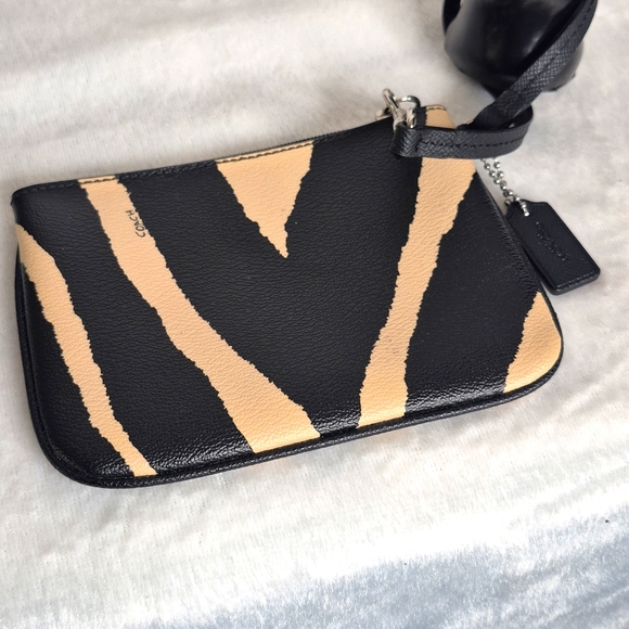 Coach Black and Tan Zebra Print Shoulder Bag And Wristlet - Picture 10 of 17